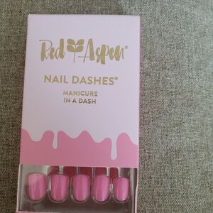 RED ASPEN NAILS